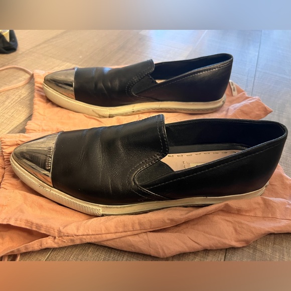 Miu Miu classic sneaker - Picture 2 of 3